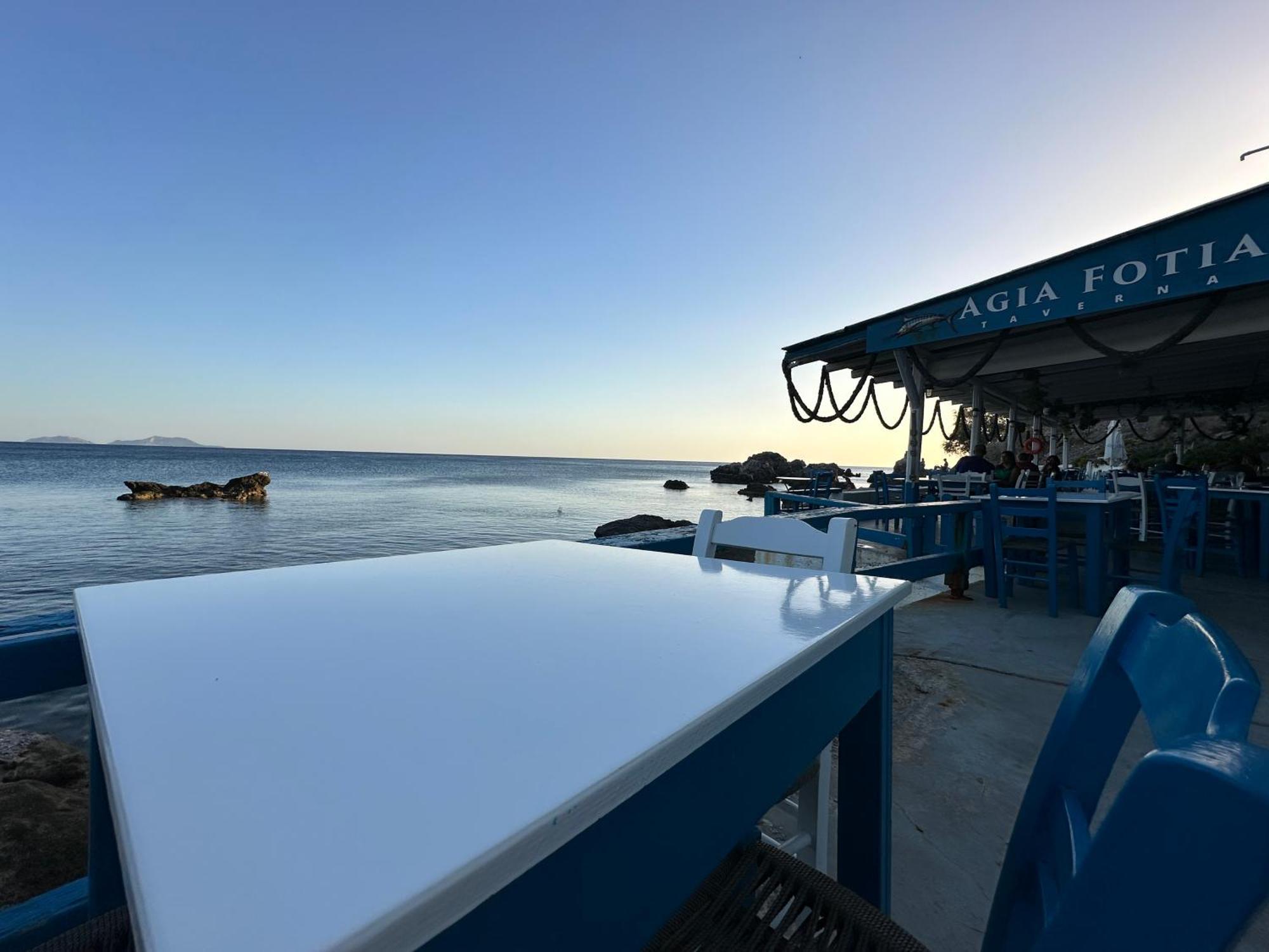 Agia Fotia Taverna Kerames エクステリア 写真